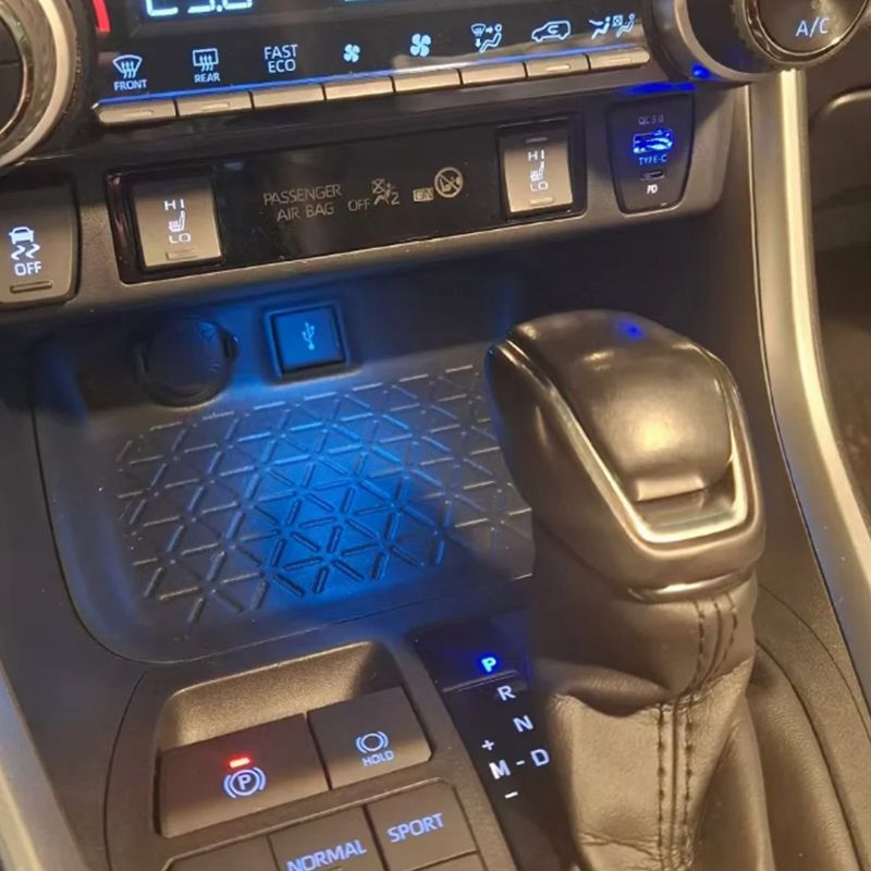 Auto Charger Interface Socket  - đánh giá và giá Phone Accessories Charger